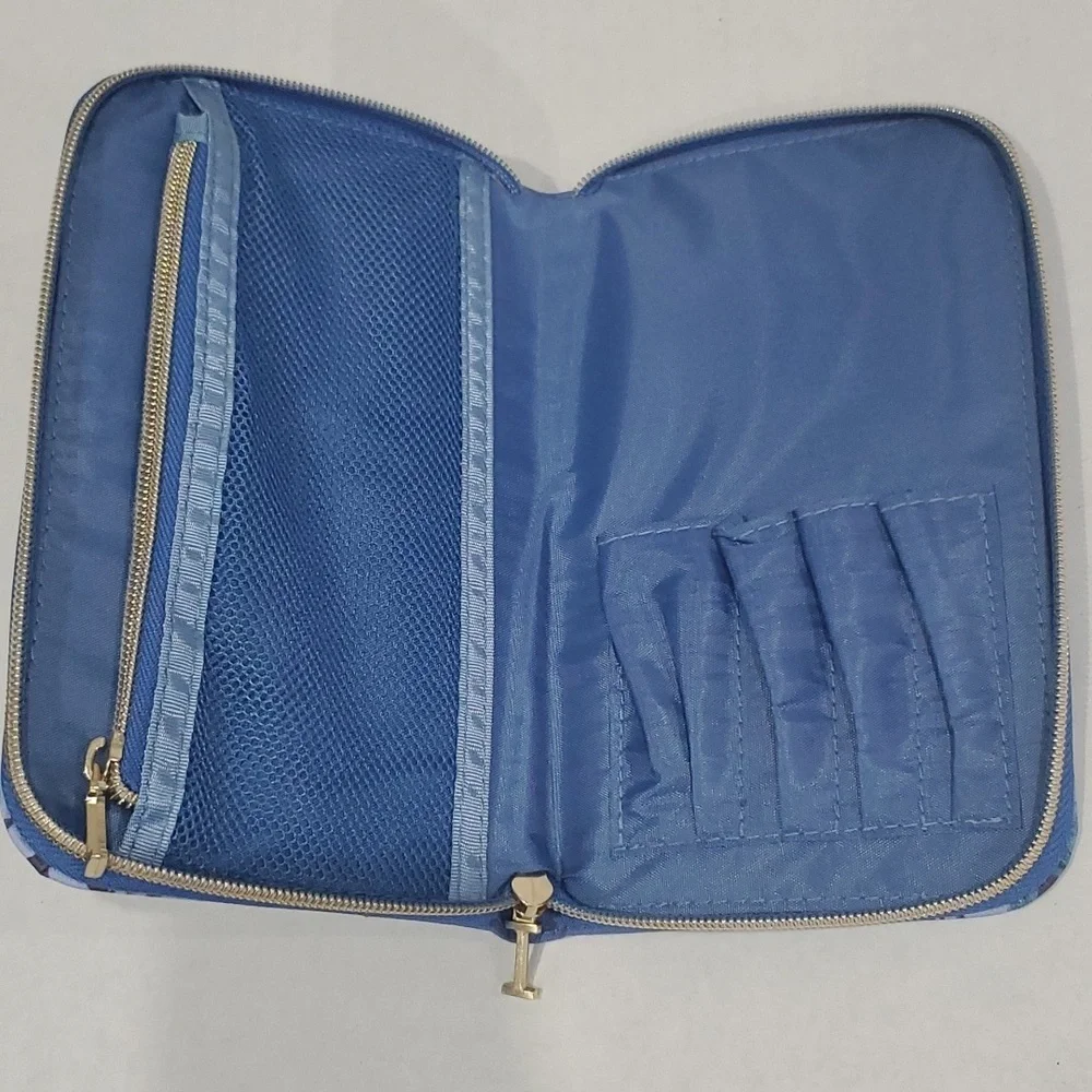 Isaac Mizrahi New York Women Makeup Brush Wallet Holder NWOT